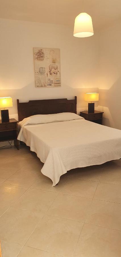Villa Belinha - Guest House Quarteira Eksteriør billede