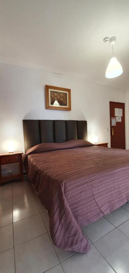 Villa Belinha - Guest House Quarteira Eksteriør billede