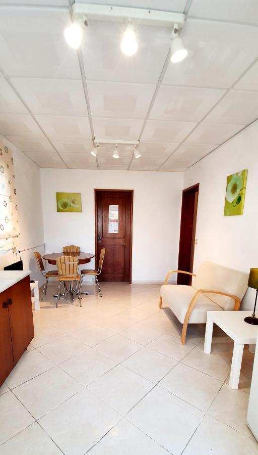 Villa Belinha - Guest House Quarteira Eksteriør billede