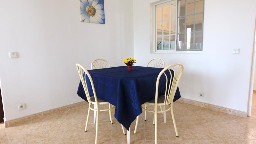 Villa Belinha - Guest House Quarteira Eksteriør billede