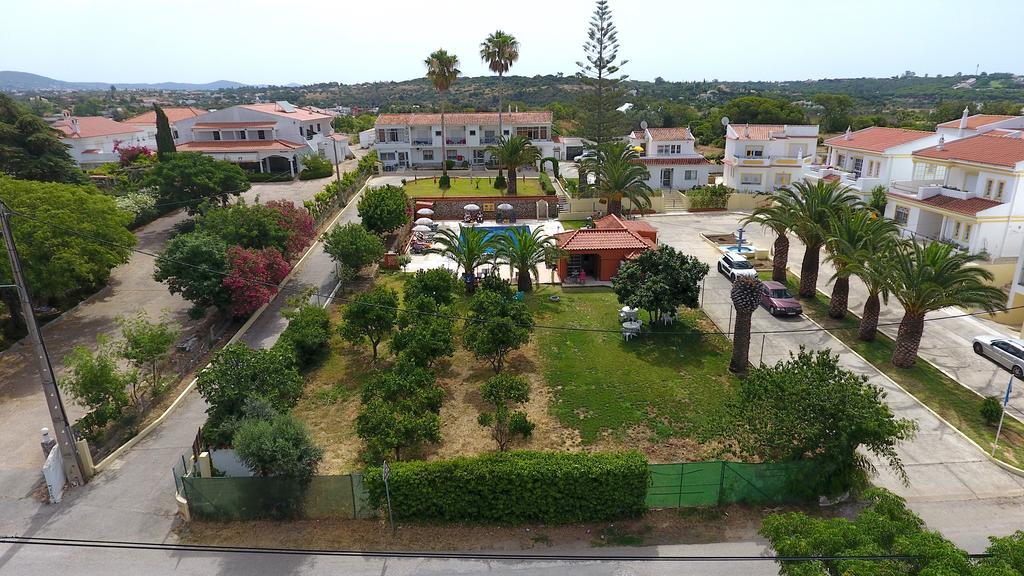 Villa Belinha - Guest House Quarteira Værelse billede